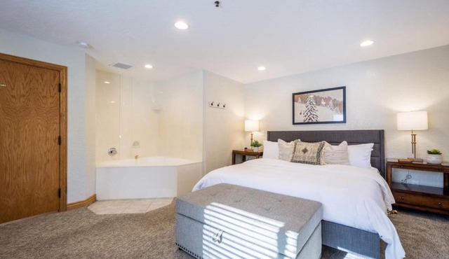 Powder Hound 1 Bedroom Brighton Chalet