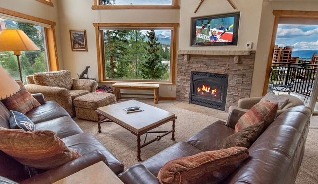 Powderhorn Penthouse Slopeview Condo: Views, Easy Slope/Town Access