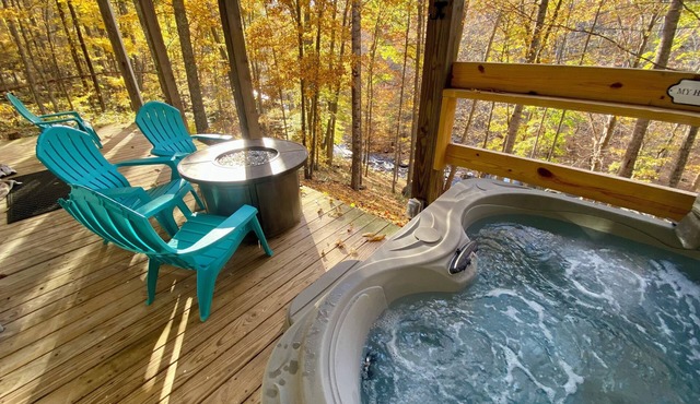 Power & Water! WiFi Soon! Hot Tub, Creek Front, Fire Table, Fireplace, Private!