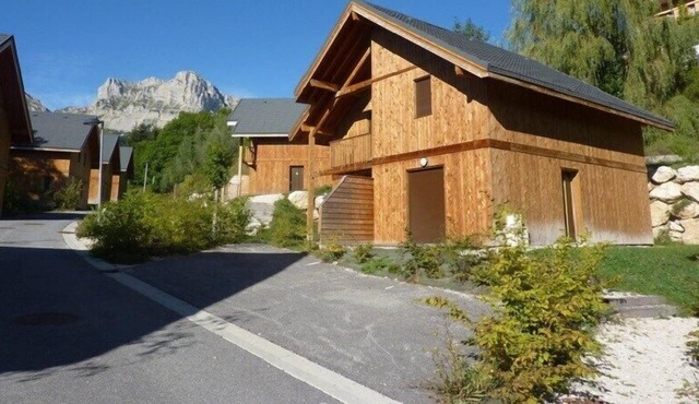 Près des Pistes | Chalet Authentique + Parking