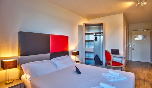 Près de l'Aéroport | Chambre Cozy | Parking+Wifi