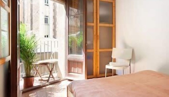 Practical holiday apartment in the Gracia barrio, Barcelona