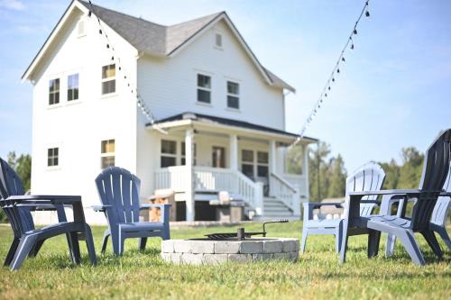 Prairie Cottage, a Fresh Farmhouse