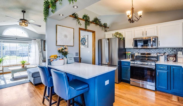 Prairie Peace - Family & Pet-Friendly Home on Quiet Cul-De-Sac w/Games & Toys