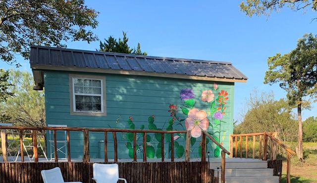Prairie Rose Tiny House at Brazos House Retreat