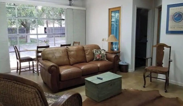 Prairie's Cottage at Sage Guesthouse formerly the 19th Hole