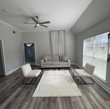 Prairieville Retreat 3-bedroom house