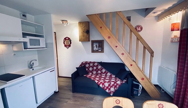 Praz de Lys resort, duplex apartment 200 metres from the ski lifts