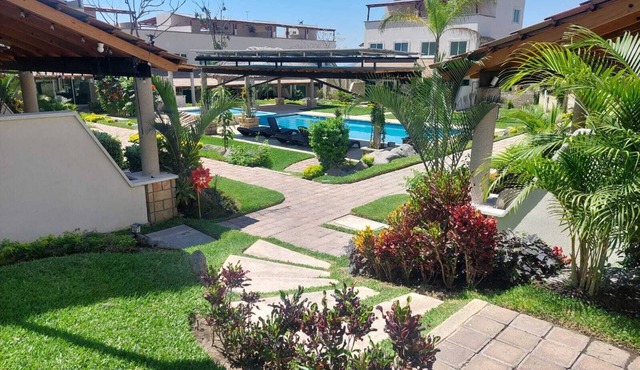 Preciosa Casa en Xochitepec. Ideal para bodas y/o fin de semana. A 5mins del TEC