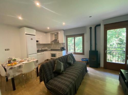 Precioso apartamento con vistas montaña o rio
