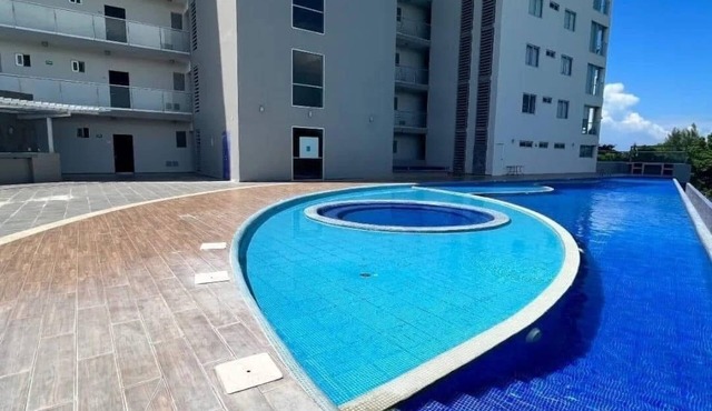 precioso en zona exclusiva muy cerca de las mejores playas y zonade más ambiente