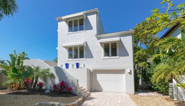 Precise Realty presents The Banyan Breeze