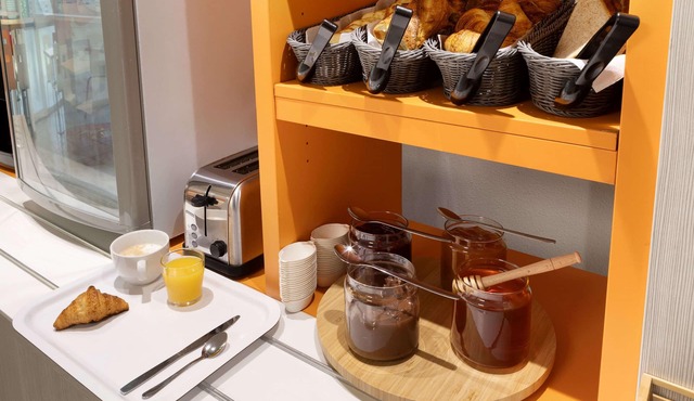 Première Classe La Ville-Du-Bois