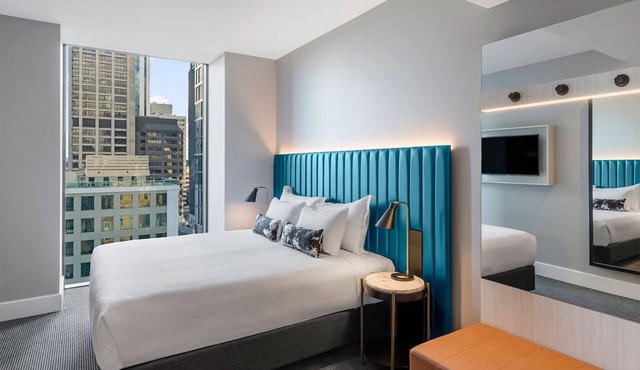 Premier 2 Bedroom Apartment with Balcony and River View