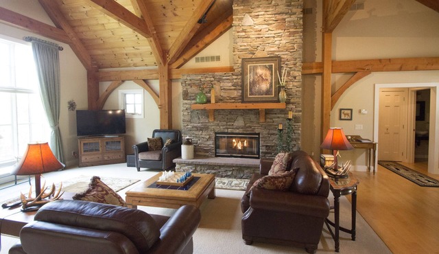 Premier Holmes County Getaway Between Mohican and Amish Country!