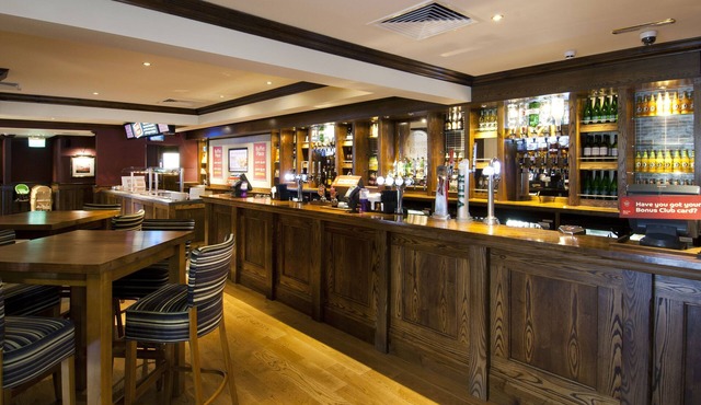 Premier Inn Bedford South - A421