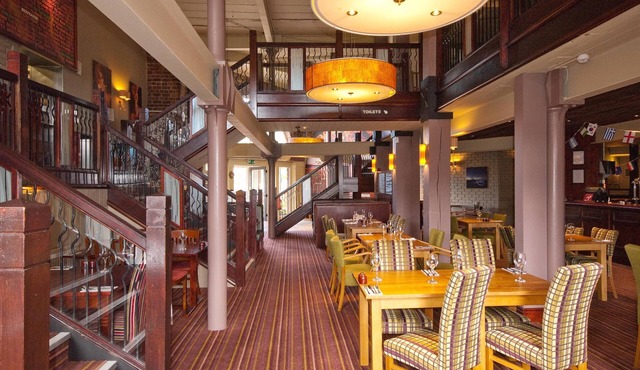 Premier Inn Falkirk Central