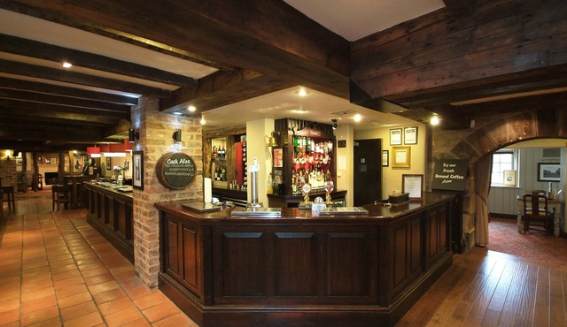 Premier Inn Huddersfield North