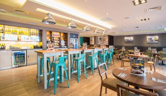 Premier Inn Lichfield City Centre