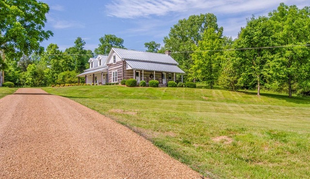Premier Leipers Fork Log Cabin Property