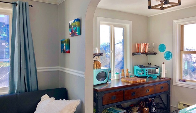 Premier location, Historic Downtown & Discounts on Partners Tours! Sleeps 4
