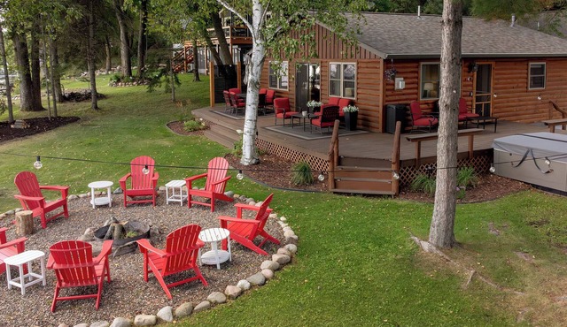 Premier Location on Crosslake - Hot Tub - Pontoon Rental - Waterslide - Games