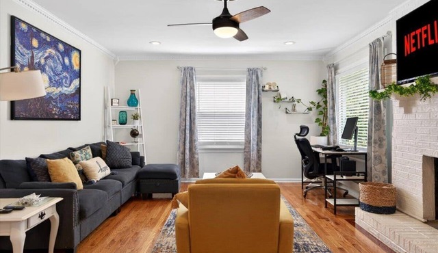 Premier Louisville home with exclusive home gym!