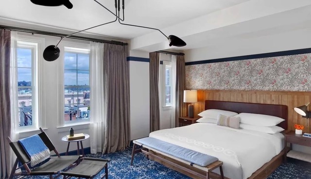 Premier Monument King at Art Boutique Hotel Revival Baltimore w/Rooftop Dining