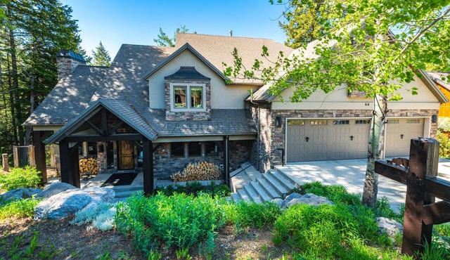 Premier Mountain Retreat/New Hot Tub + Climbing Wall/6 BR 4 BA/Sleeps 18