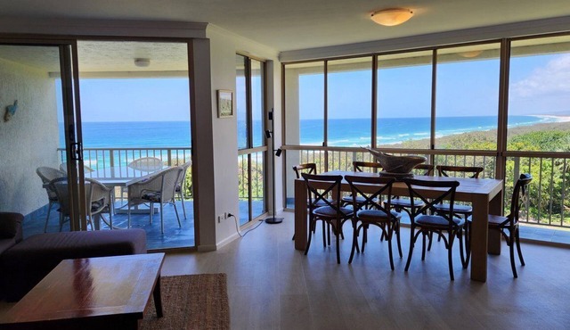 Premier Oceanfront - Large spacious 3 Bedroom in Resort