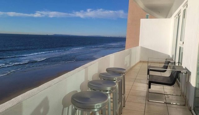 Premier Oceanfront Private With Magnificent Views