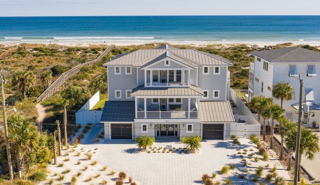 Premier Oceanfront Luxury Vacation Rental With Mediterranean Pool and Hot Tub