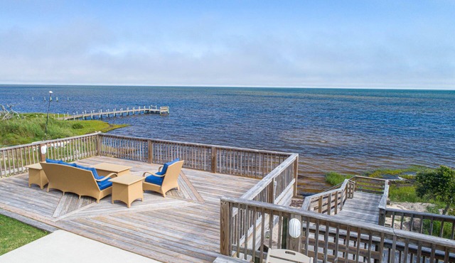 Premier Soundfront Dog Friendly w/Pool, Hot Tub, Elevator, Theater & Game Rooms
