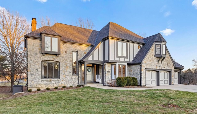 Premier World Cup HQ: Luxury Family Friendly 5 Bed Estate 20min to Stadium