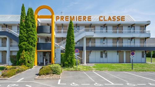 Premiere Classe Niort Est La Creche
