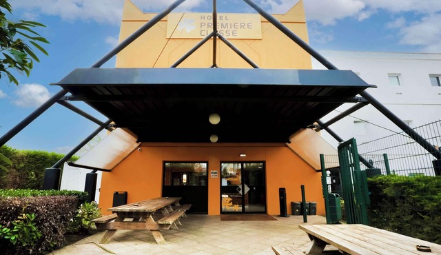 Premiere Classe Plaisir - Gatines