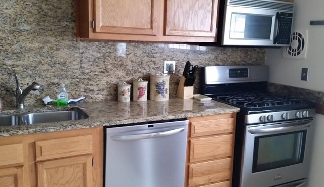 PremierStay Charming 3-bedroom house in Kenwood