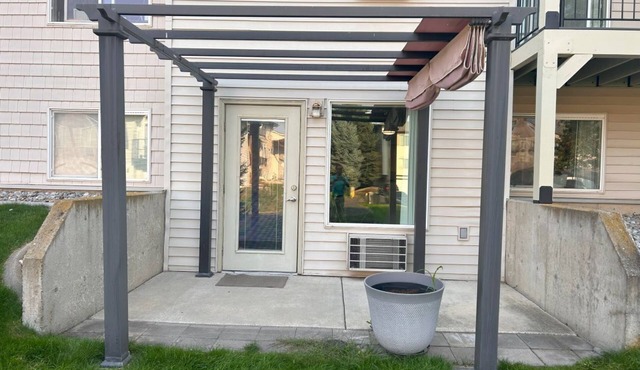 Premium 3-BR condo @ Liberty Lake w Cable, WiFi, AC, Gym close to Golfs & Lake