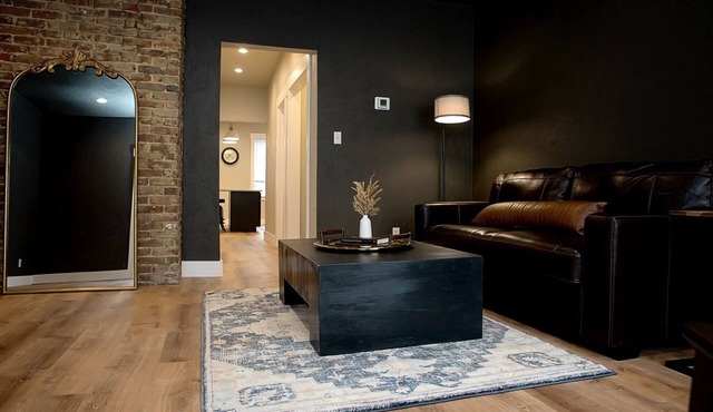 Premium accommodations for up to 4 people in the heart of Downtown Greensburg