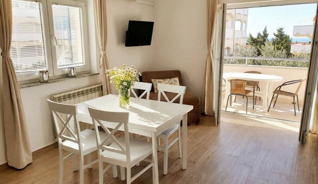 Premium Adore 2 apartment for 4 people with private balcony