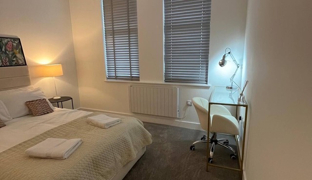 Premium apartment close to the beach, Turner contemporary and dreamland Pets ok.