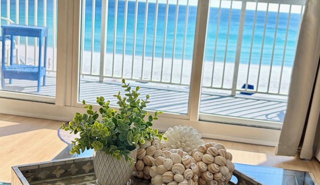 Premium Beach Retreat updated Floors&Vanities, 3Pools, Tennis, WiFi + TikiBar ⛱️