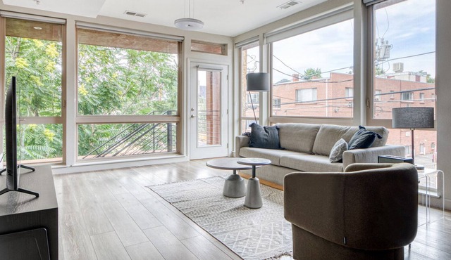 Premium Capitol Hill 2BR w/ W/D, 4 blocks to Cheesman Park, by Blueground