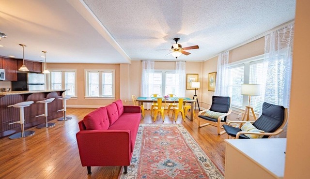 Premium Condo on The Plaza!