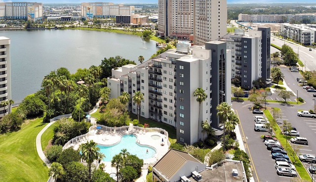 Premium Condos near Universal Studios