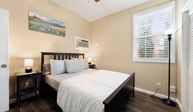 Premium Cozy 1-bedroom apartment in fantastic Sacramento w/AC and gym equipment