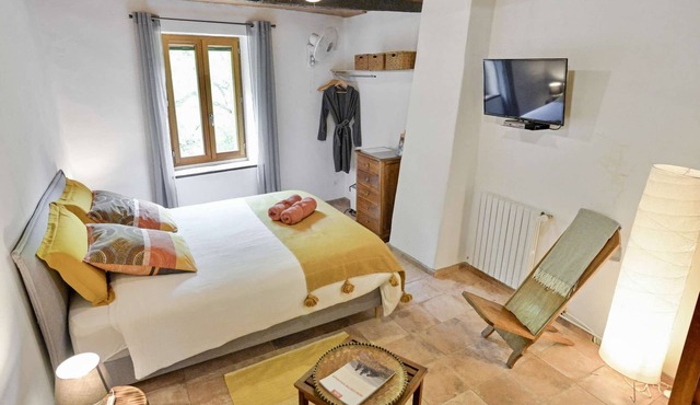 ★ Premium double room B&B ★ WIFI ★ swimming pool and spa ★ en-suite bathroom