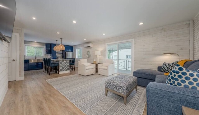 Premium Dunes Villa: Family Luxury Near Beaches