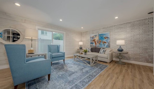 Premium Dunes Villa: Family Luxury Near Beaches