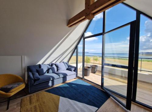 Premium Holiday Home, Pink Granite Coast